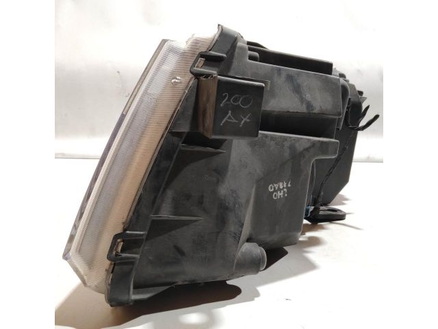 bontott FIAT FREEMONT Jobb Fényszóró