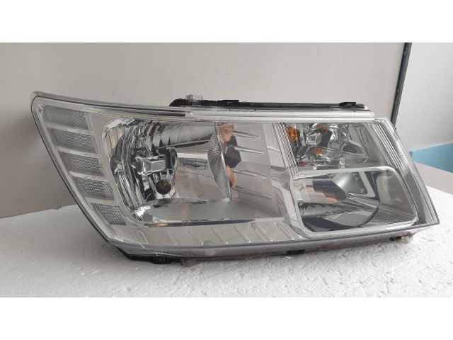 bontott FIAT FREEMONT Jobb Fényszóró