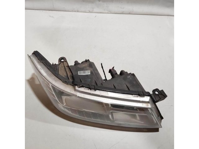 bontott FIAT FREEMONT Jobb Fényszóró