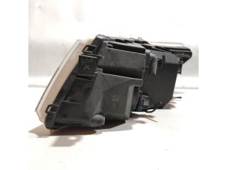 bontott FIAT FREEMONT Jobb Fényszóró