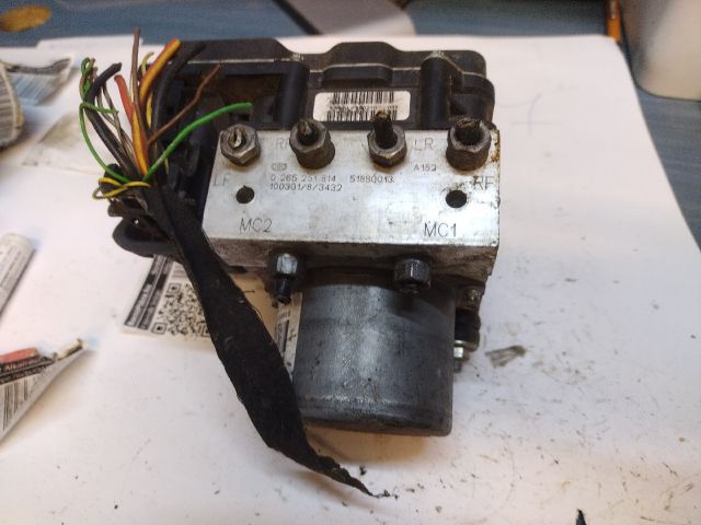 bontott FIAT GRANDE PUNTO ABS Kocka