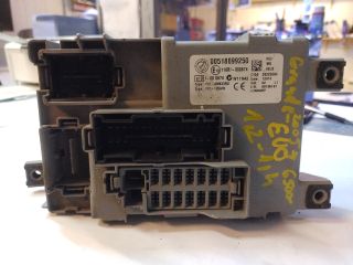 bontott FIAT GRANDE PUNTO Biztosítéktábla Motortér