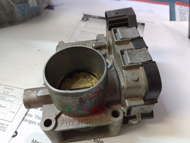 bontott FIAT GRANDE PUNTO Fojtószelep (Elektromos)