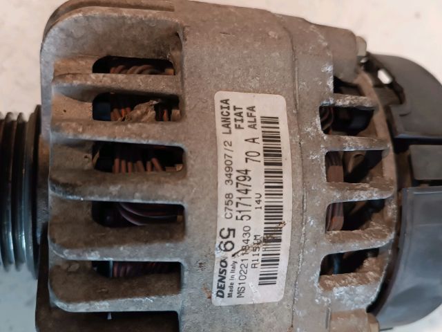 bontott FIAT GRANDE PUNTO Generátor