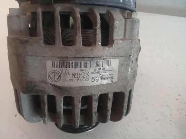 bontott FIAT GRANDE PUNTO Generátor