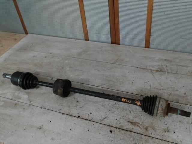 bontott FIAT GRANDE PUNTO Jobb Féltengely