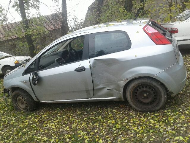 bontott FIAT GRANDE PUNTO Jobb Féltengely