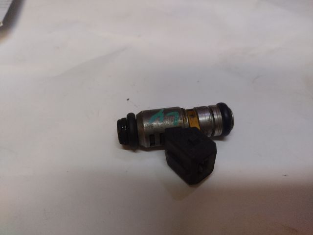 bontott FIAT GRANDE PUNTO Porlasztó (1 db)