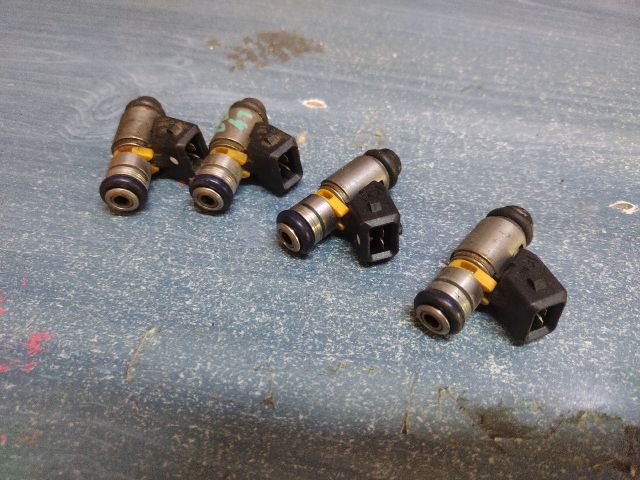 bontott FIAT GRANDE PUNTO Porlasztó (1 db)