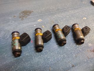 bontott FIAT GRANDE PUNTO Porlasztó (1 db)