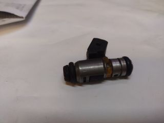 bontott FIAT GRANDE PUNTO Porlasztó (1 db)