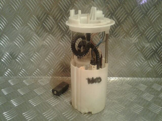 bontott FIAT GRANDE PUNTO Üzemanyag Szivattyú