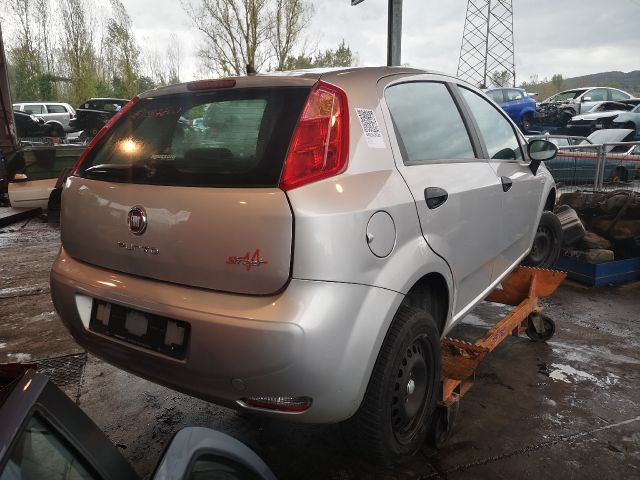 bontott FIAT GRANDE PUNTO ABS Kocka