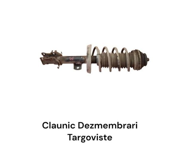 bontott FIAT GRANDE PUNTO Bal első Gólyaláb (Lengécsillapító, Rugó)