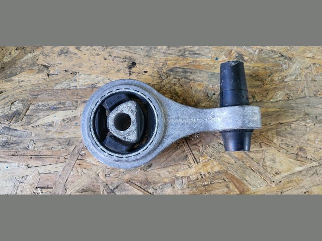 bontott FIAT GRANDE PUNTO Billenésgátló Bak