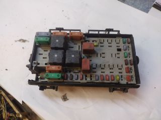 bontott FIAT GRANDE PUNTO Biztosítéktábla Motortér