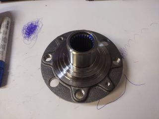 bontott FIAT GRANDE PUNTO Első Kerékagy (Pozíciófüggetlen)