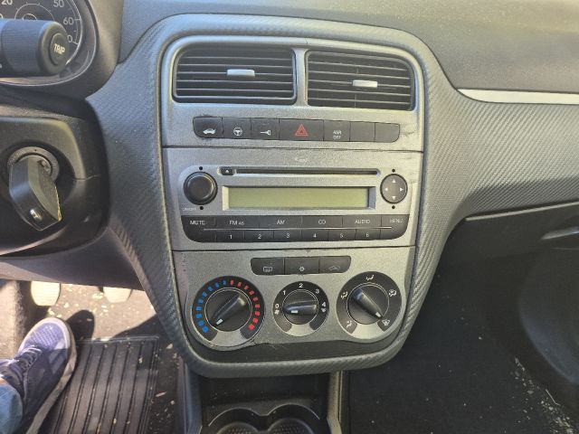 bontott FIAT GRANDE PUNTO Generátor