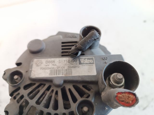 bontott FIAT GRANDE PUNTO Generátor