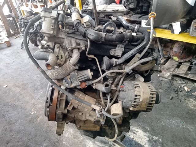 bontott FIAT GRANDE PUNTO Komplett Motor (Segédberendezésekkel)