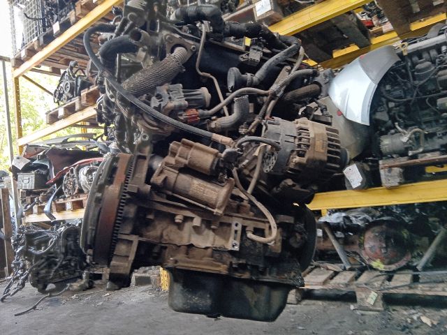 bontott FIAT GRANDE PUNTO Komplett Motor (Segédberendezésekkel)