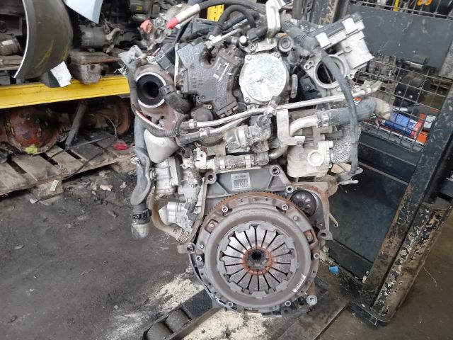 bontott FIAT GRANDE PUNTO Komplett Motor (Segédberendezésekkel)