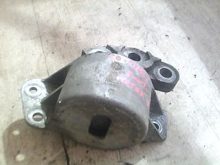 bontott FIAT GRANDE PUNTO Motor Tartó Bak Jobb