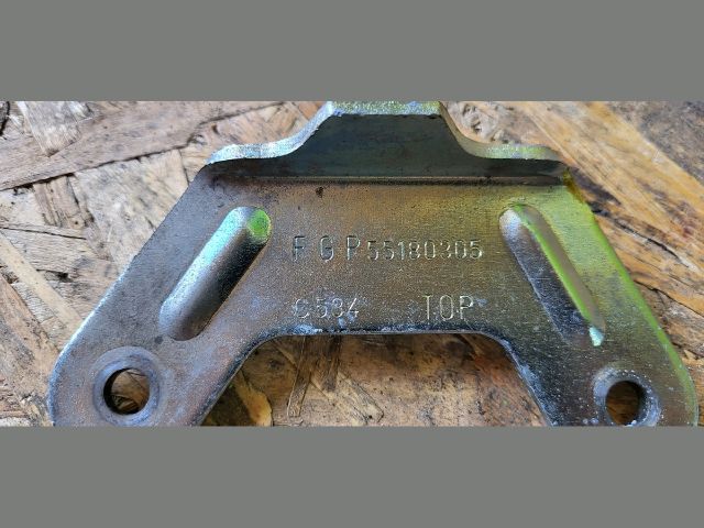 bontott FIAT GRANDE PUNTO Motor Tartó Bak (Pozíciófüggetlen)