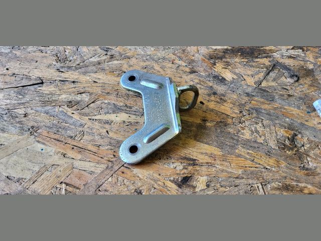 bontott FIAT GRANDE PUNTO Motor Tartó Bak (Pozíciófüggetlen)