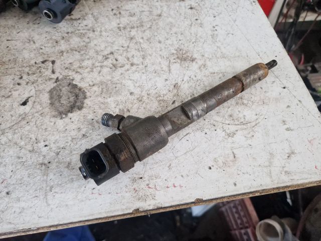 bontott FIAT GRANDE PUNTO Porlasztó (1 db)