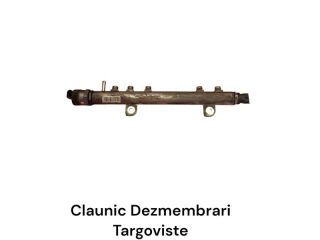 bontott FIAT GRANDE PUNTO Porlasztó Sor / Híd