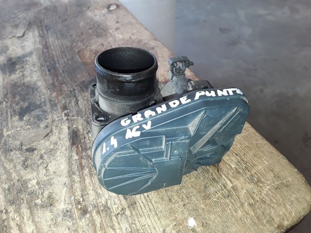 bontott FIAT GRANDE PUNTO Fojtószelep (Elektromos)