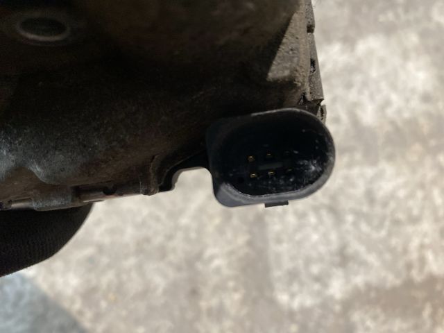 bontott FIAT GRANDE PUNTO Fojtószelep (Elektromos)