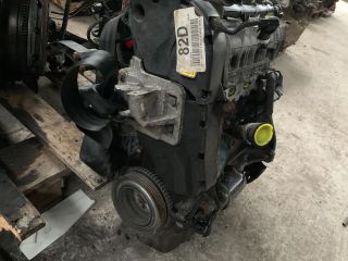 bontott FIAT GRANDE PUNTO Motor (Fűzött blokk hengerfejjel)