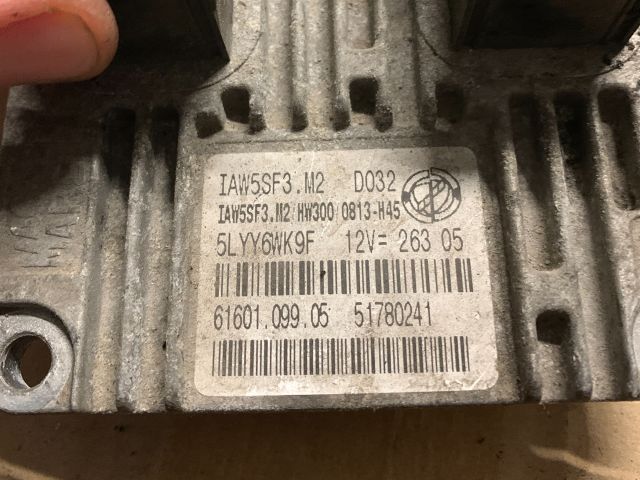 bontott FIAT GRANDE PUNTO Motorvezérlő