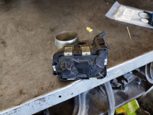 bontott FIAT GRANDE PUNTO Fojtószelep (Elektromos)