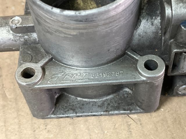 bontott FIAT GRANDE PUNTO Fojtószelep (Elektromos)