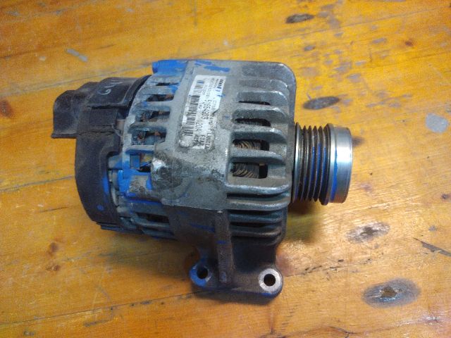bontott FIAT GRANDE PUNTO Generátor