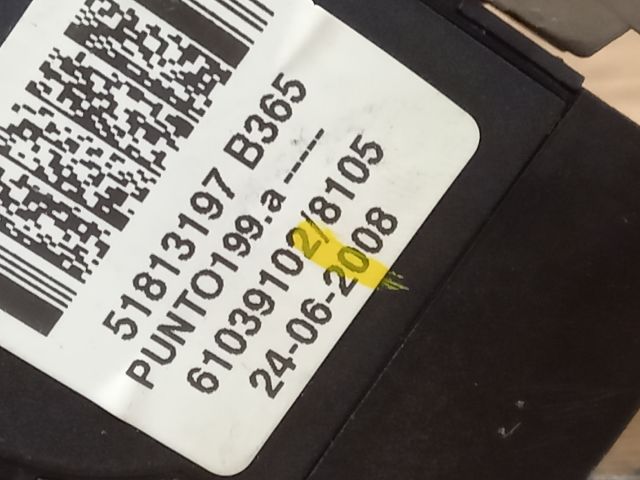 bontott FIAT GRANDE PUNTO Gyújtáskapcsoló Házzal