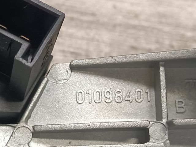 bontott FIAT GRANDE PUNTO Gyújtáskapcsoló