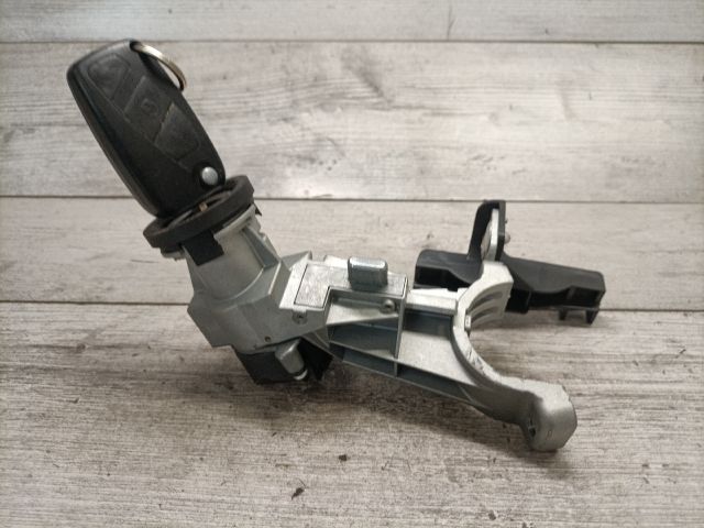 bontott FIAT GRANDE PUNTO Gyújtáskapcsoló