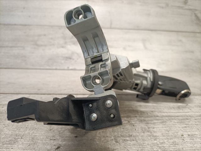 bontott FIAT GRANDE PUNTO Gyújtáskapcsoló