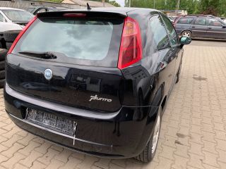 bontott FIAT GRANDE PUNTO Jobb hátsó Rugó