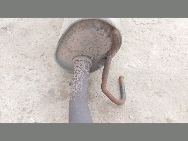 bontott FIAT GRANDE PUNTO Középső Kipufogó Dob