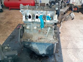 bontott FIAT GRANDE PUNTO Motor (Fűzött blokk hengerfejjel)