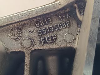 bontott FIAT GRANDE PUNTO Motor Tartó Bak (Fém)