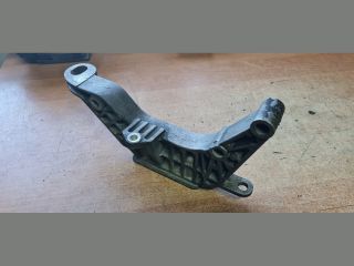 bontott FIAT GRANDE PUNTO Motor Tartó Bak (Pozíciófüggetlen)