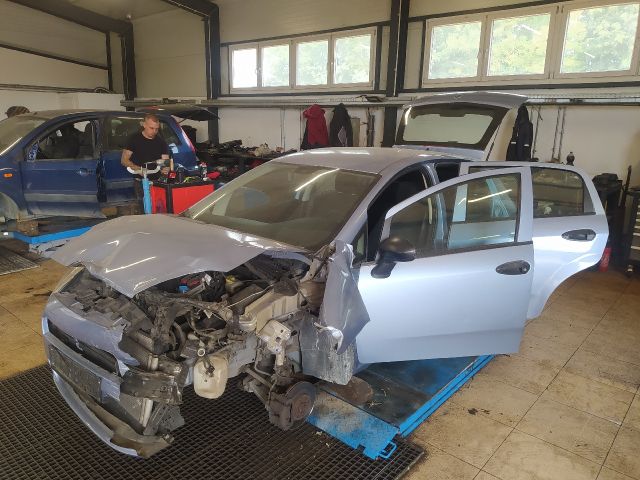 bontott FIAT GRANDE PUNTO Motorvezérlő