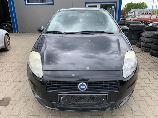 bontott FIAT GRANDE PUNTO Porlasztó (1 db)