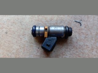 bontott FIAT GRANDE PUNTO Porlasztó (1 db)